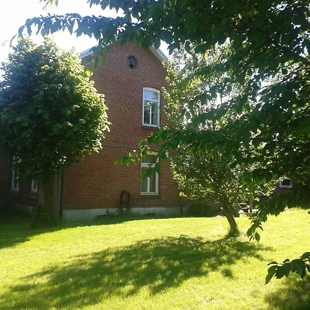 Alter Dorfkrug 4 דירה *